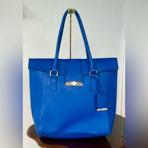 Royal Blue Large Tote Bag with Gold twist-lock and blue tag, EUC